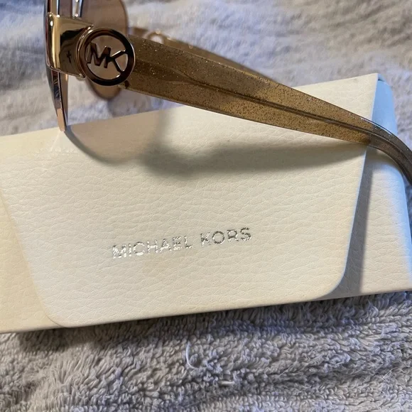 Michael Kors Sunglasses - Picture 2 of 4
